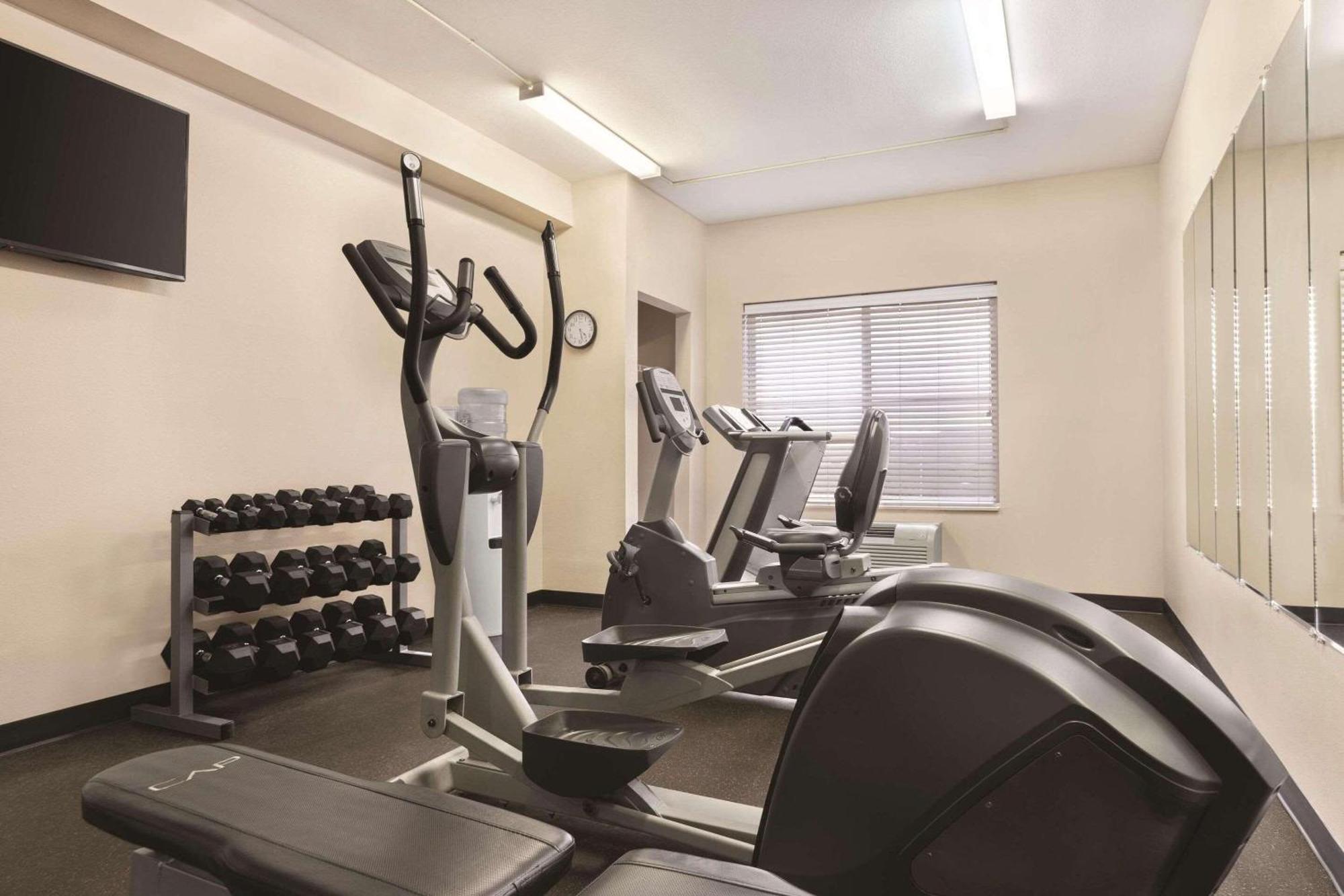 Country Inn & Suites By Radisson, Wytheville, Va エクステリア 写真
