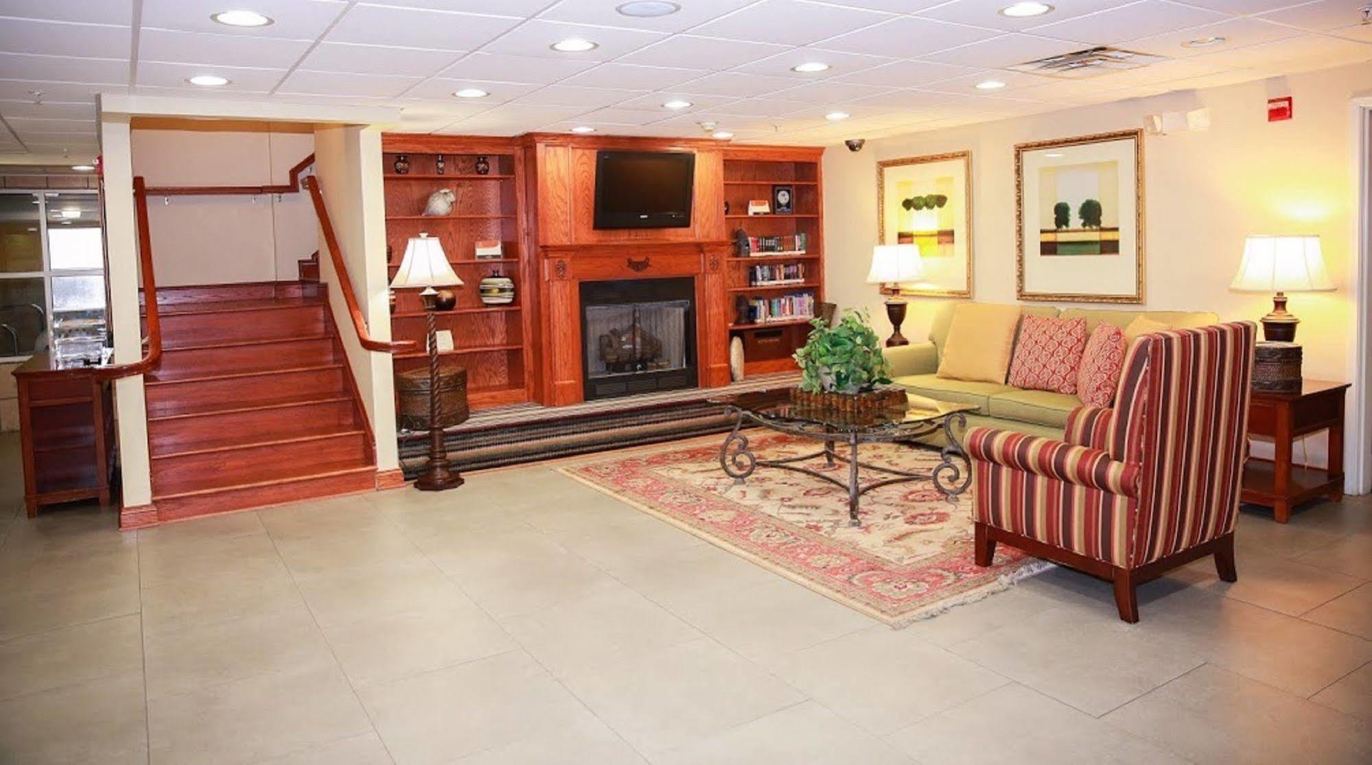 Country Inn & Suites By Radisson, Wytheville, Va エクステリア 写真